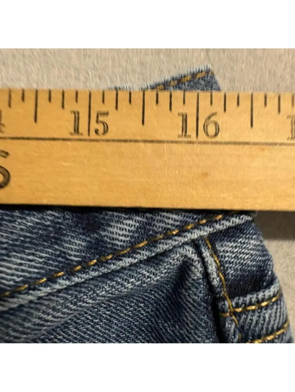Levis 550 Relaxed Fit Jeans Mens 33x32 Blue Denim Medium Wash Red Tab